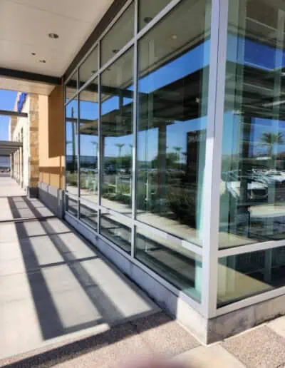 Commercial window cleaning